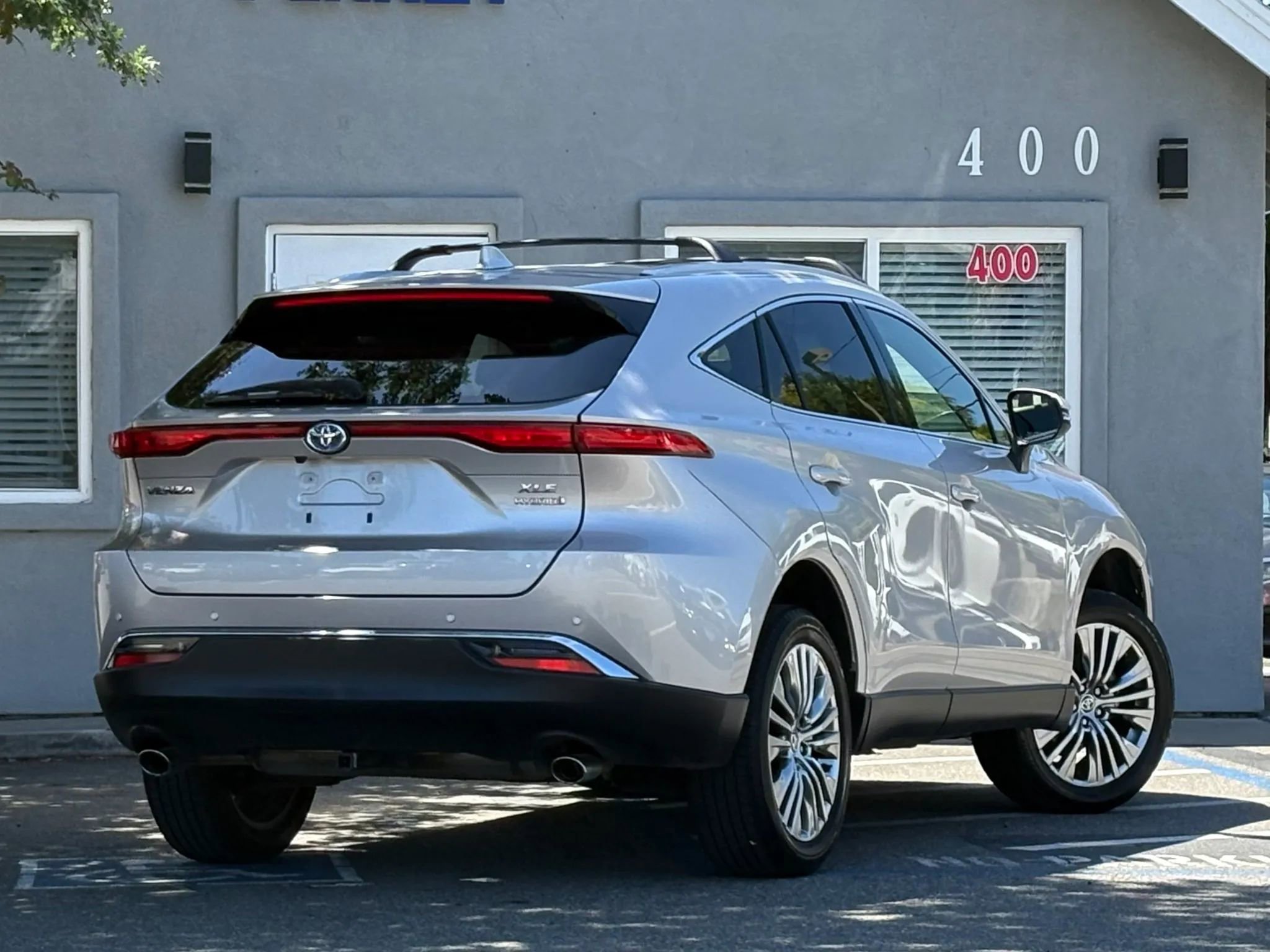 Used 2021 Toyota Venza XLE AWD/4WD image 5