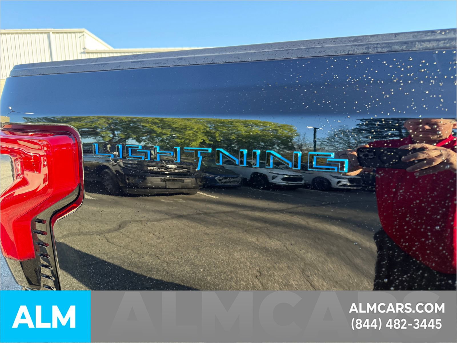 Used 2024 Ford F150 Lightning Platinum AWD/4WD image 6