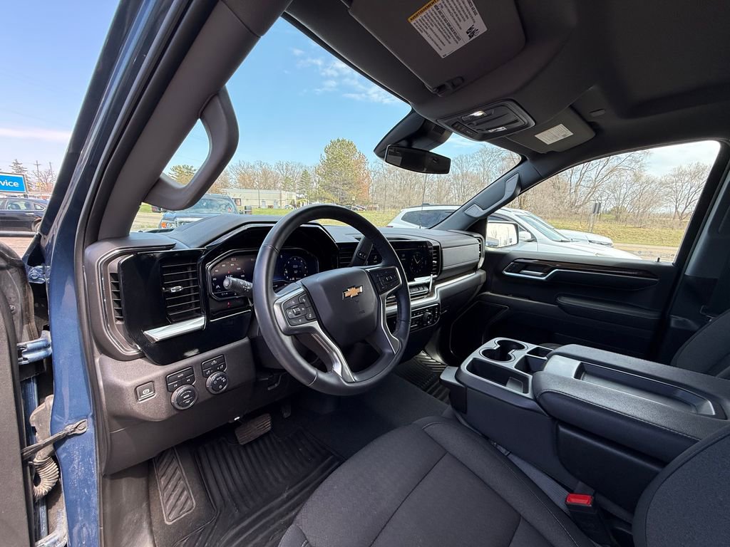 Certified 2024 Chevrolet Silverado 1500 LT image 16