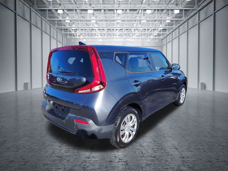 Used 2021 Kia Soul LX FWD image 5