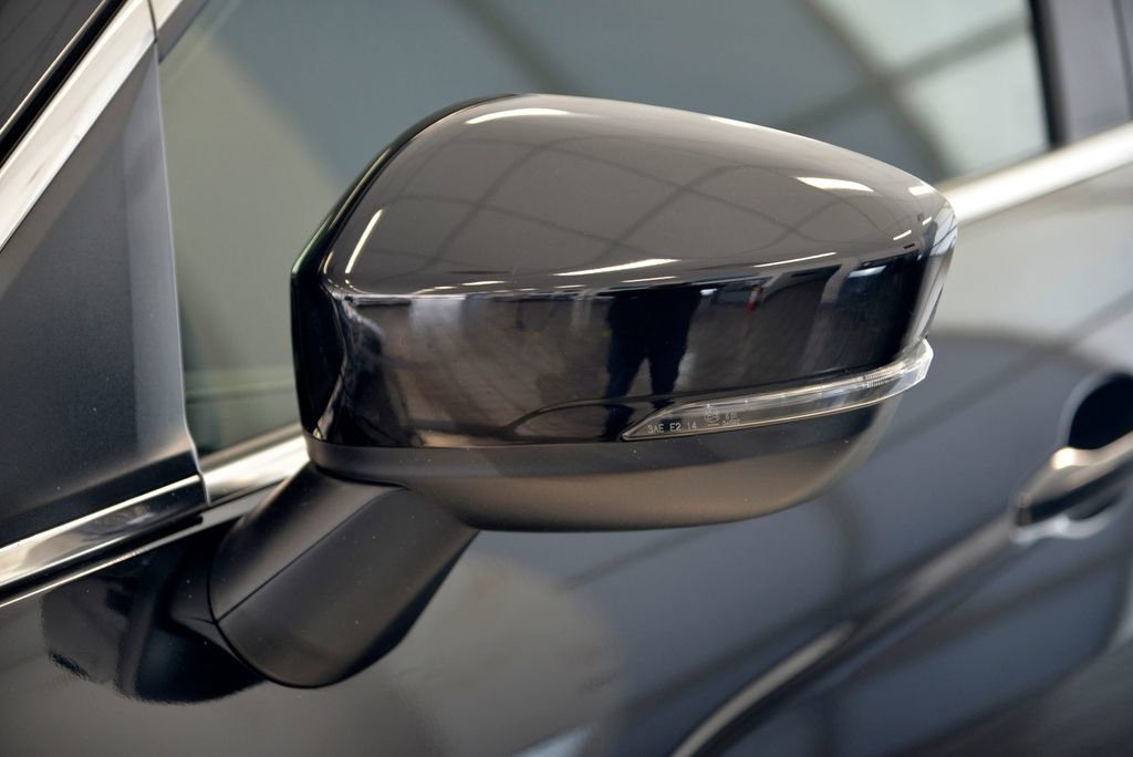 Used 2024 Mitsubishi Eclipse Cross ES image 12