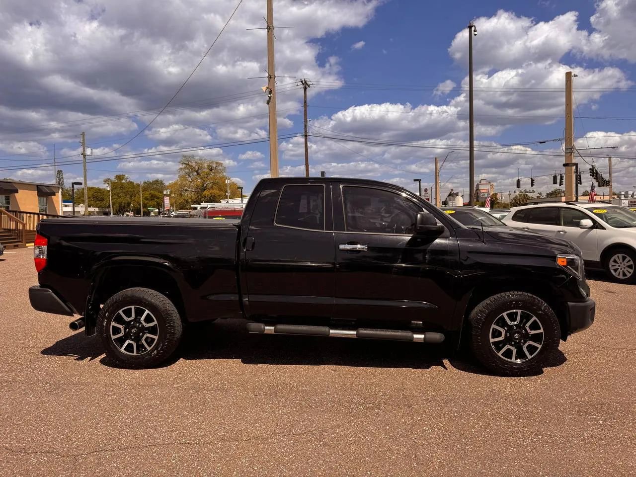 Used 2018 Toyota Tundra SR RWD image 3