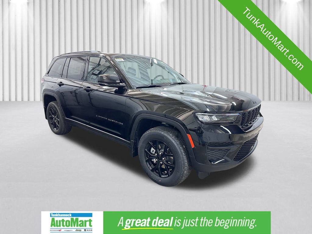 New 2025 Jeep Grand Cherokee Laredo image 1