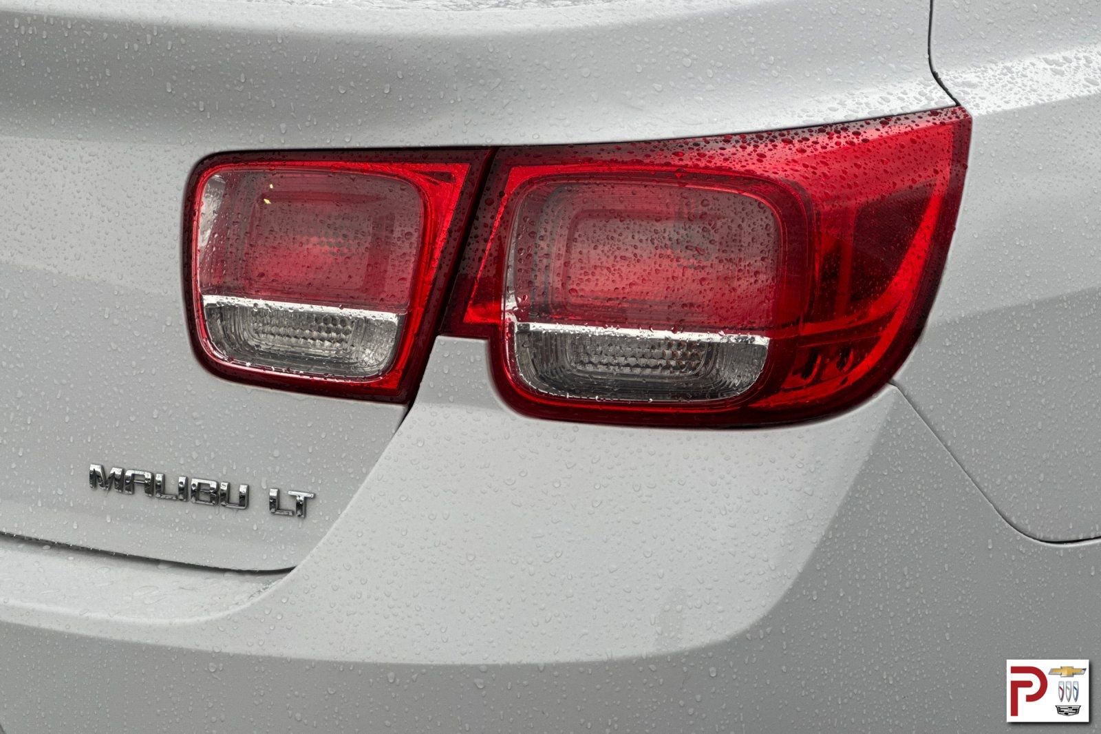 Used 2015 Chevrolet Malibu LT image 30