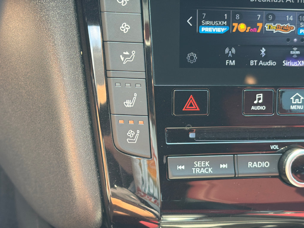 Used 2023 INFINITI QX50 Sport FWD image 34