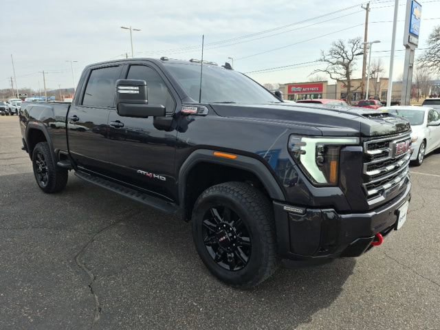 Used 2025 GMC Sierra 3500 AT4 w/ AT4 Premium Plus Package image 3