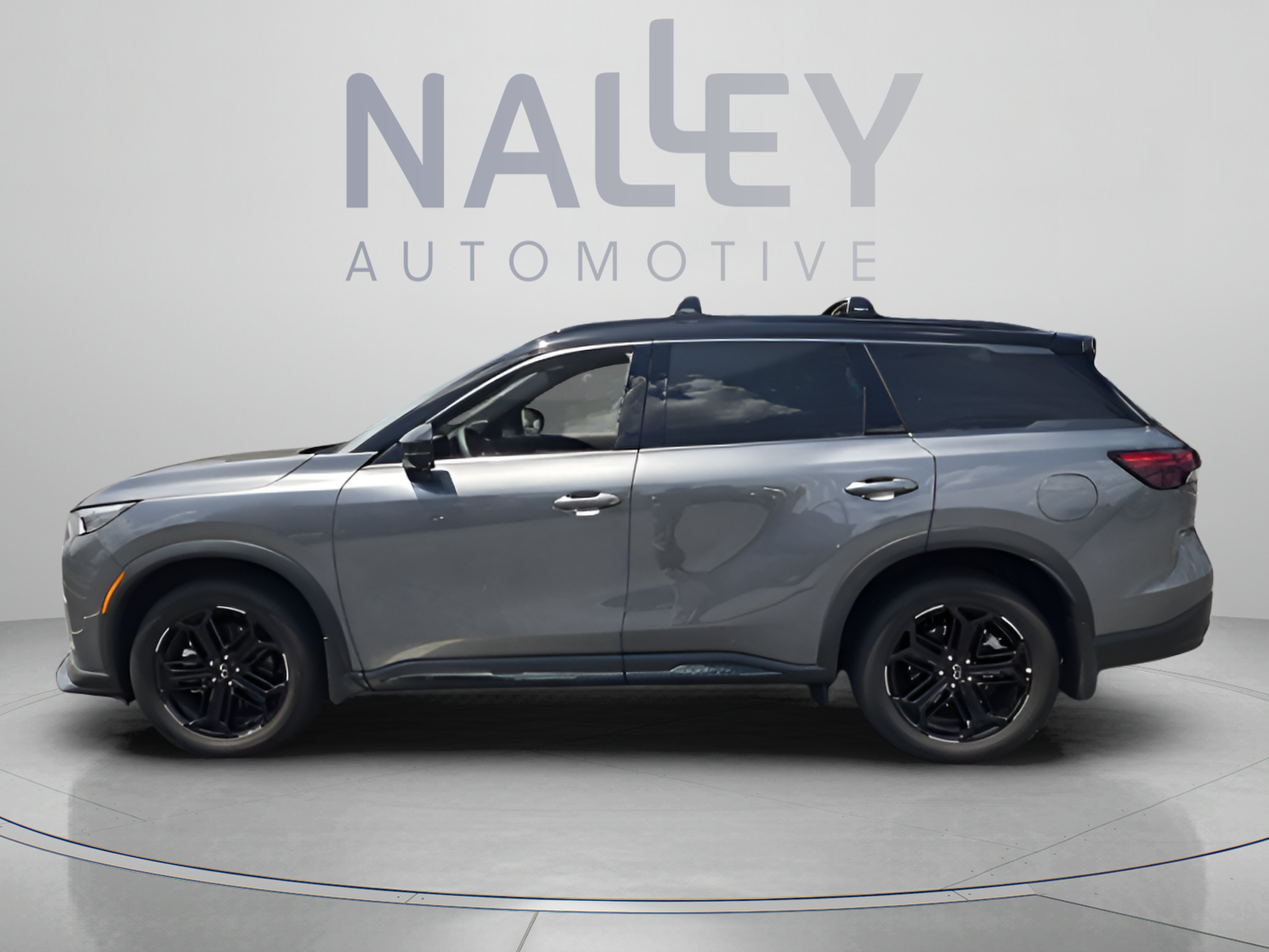 Used 2026 INFINITI QX60 Sport w/ Dark Cargo Package AWD/4WD image 2