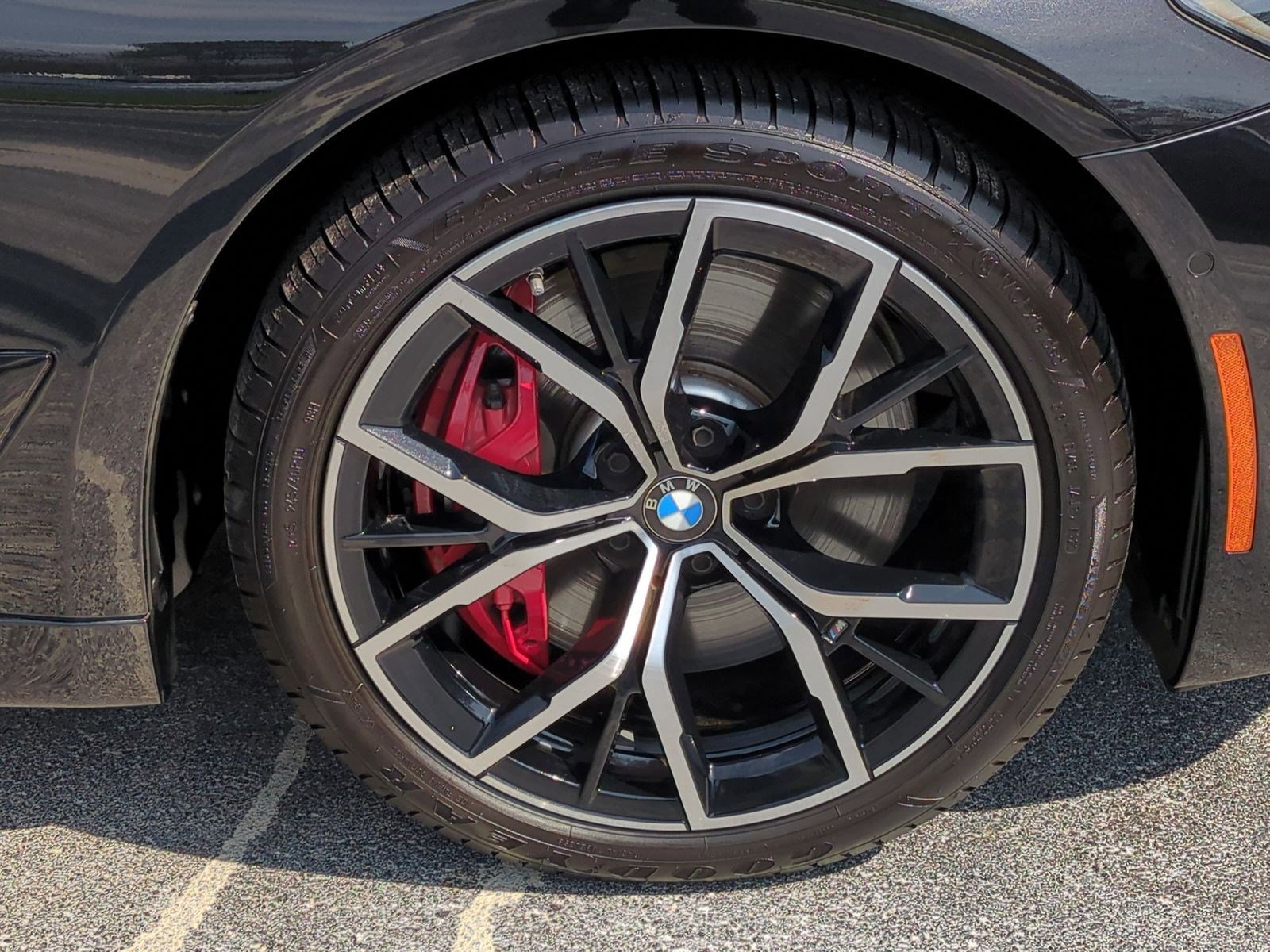 Used 2023 BMW 540i w/ Executive Package image 13