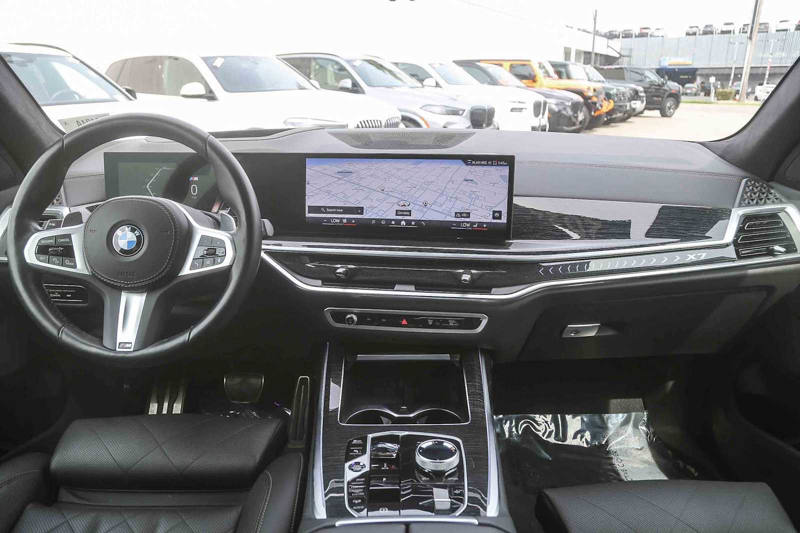 Certified 2024 BMW X7 xDrive40i w/ M Sport Package image 9