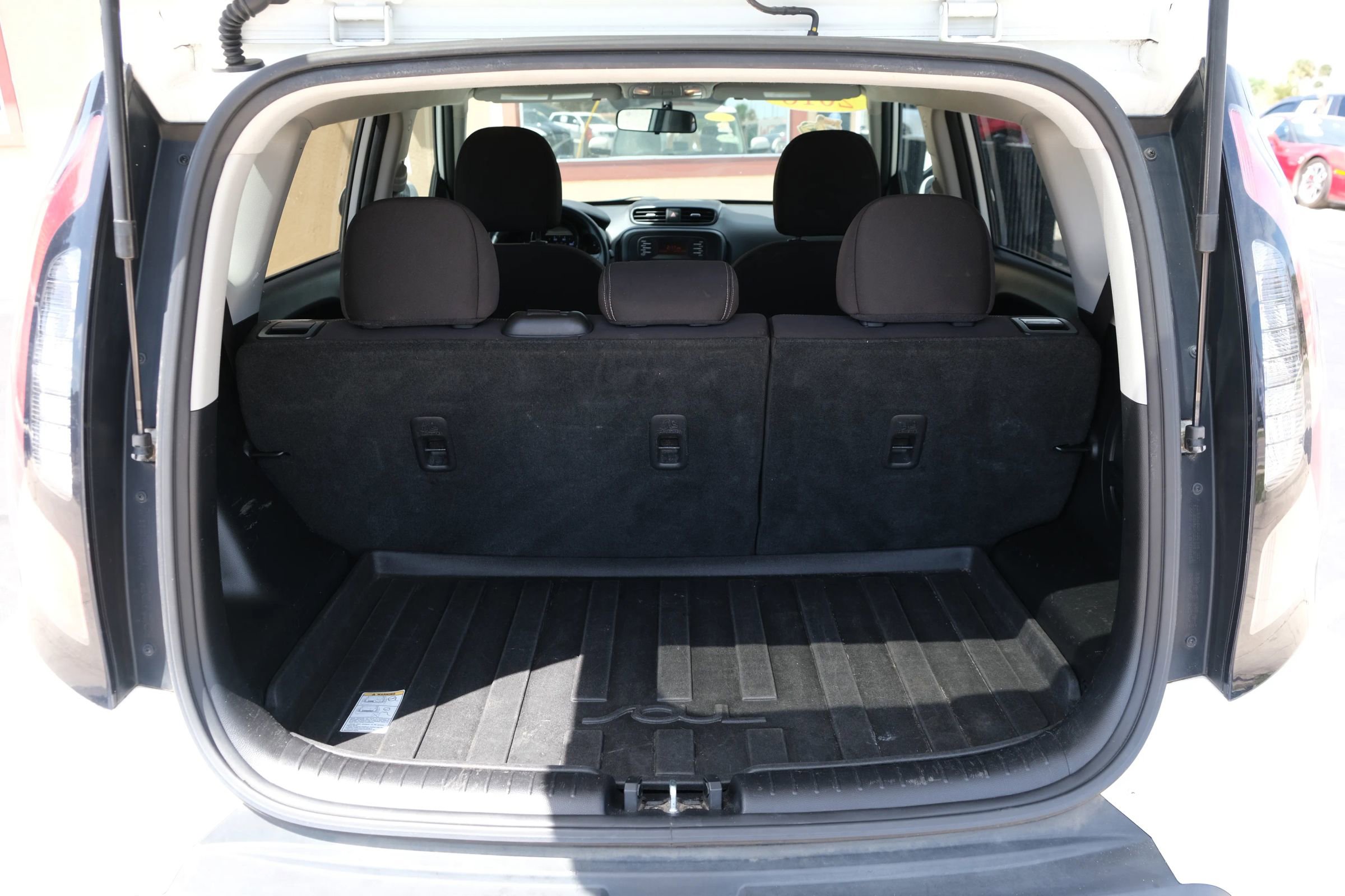 Used 2016 Kia Soul FWD image 13