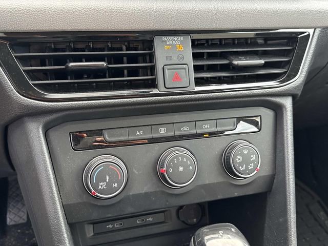 Certified 2022 Volkswagen Taos S image 19