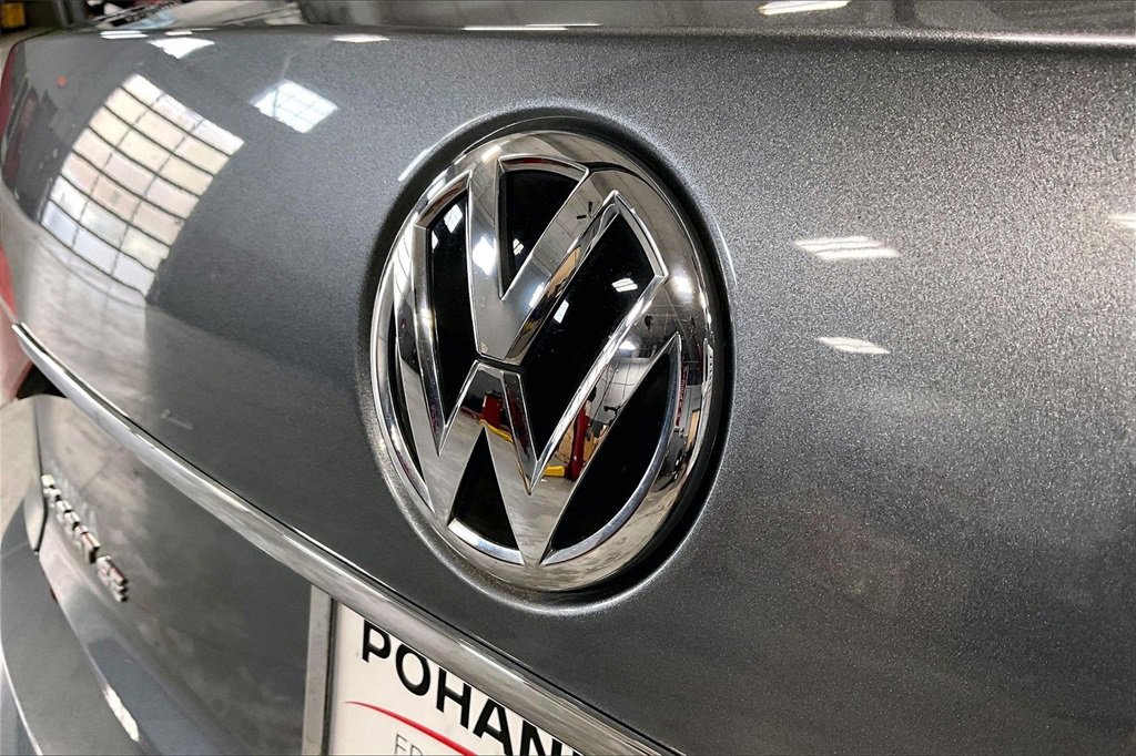 Used 2018 Volkswagen Passat 2.0T SE image 7