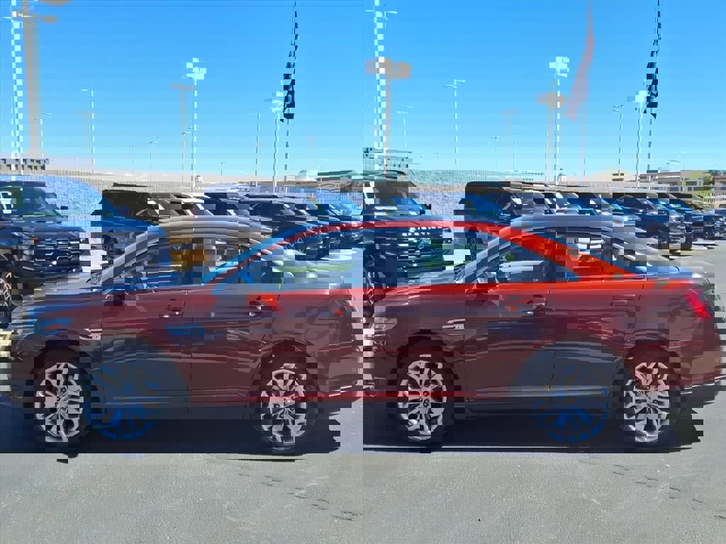 Used 2016 Ford Taurus Limited image 7