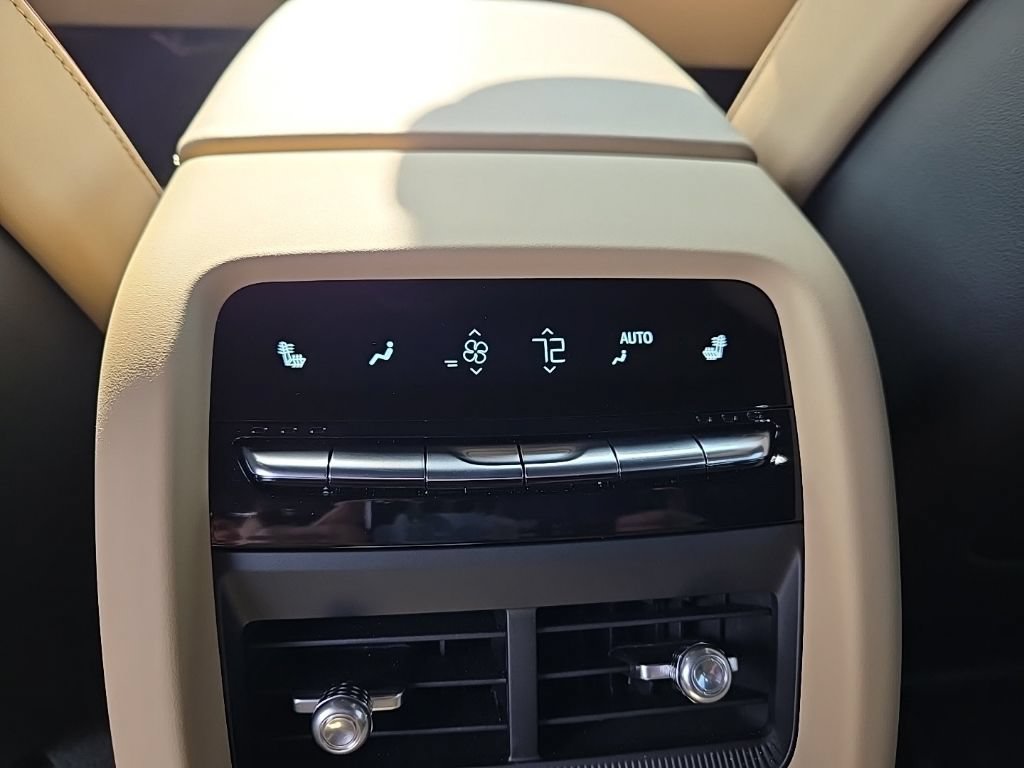 Used 2026 Cadillac Lyriq Signature Luxury w/ Nappa Leather Package AWD/4WD image 54