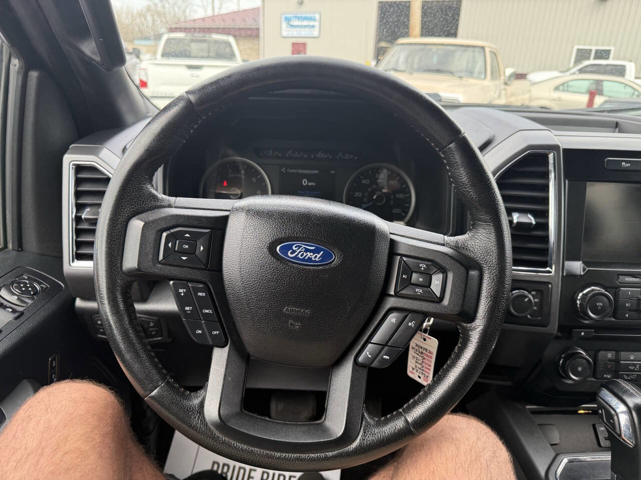 Used 2015 Ford F150 XLT w/ Equipment Group 302A Luxury AWD/4WD image 13