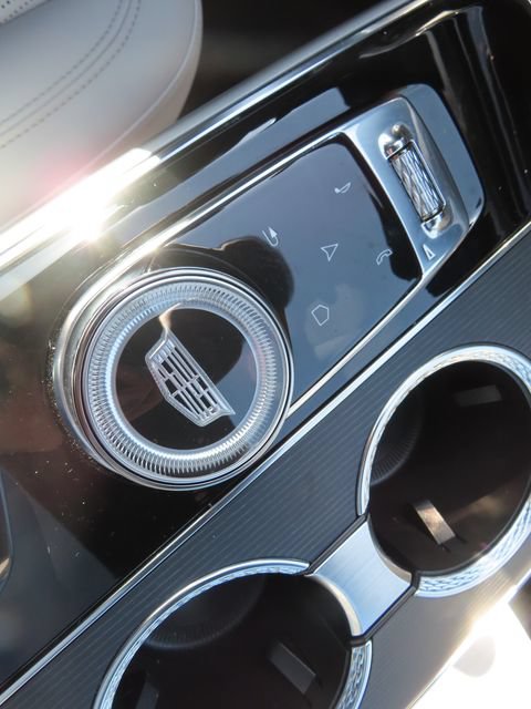 Used 2024 Cadillac Lyriq Luxury RWD image 34