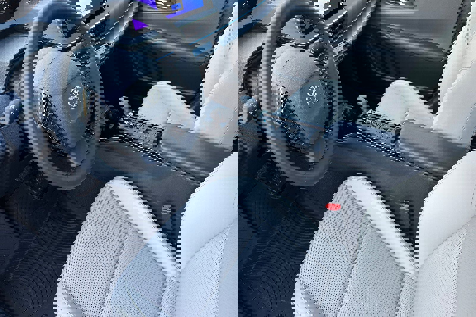 New 2026 Toyota Prius Limited image 11