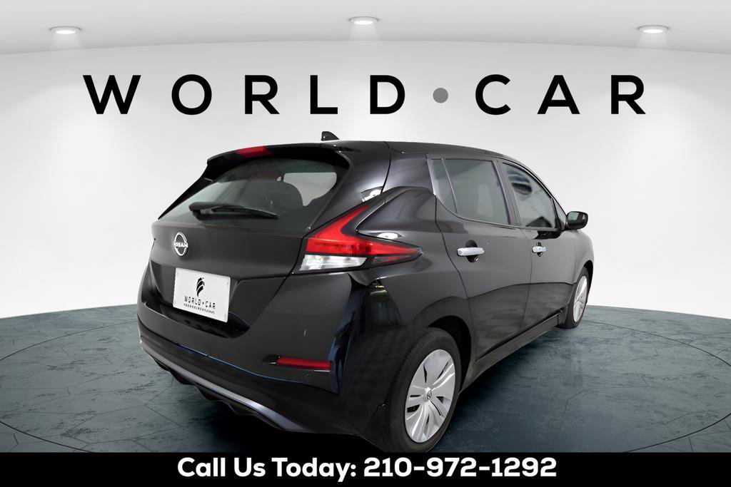 Used 2025 Nissan Leaf S image 9