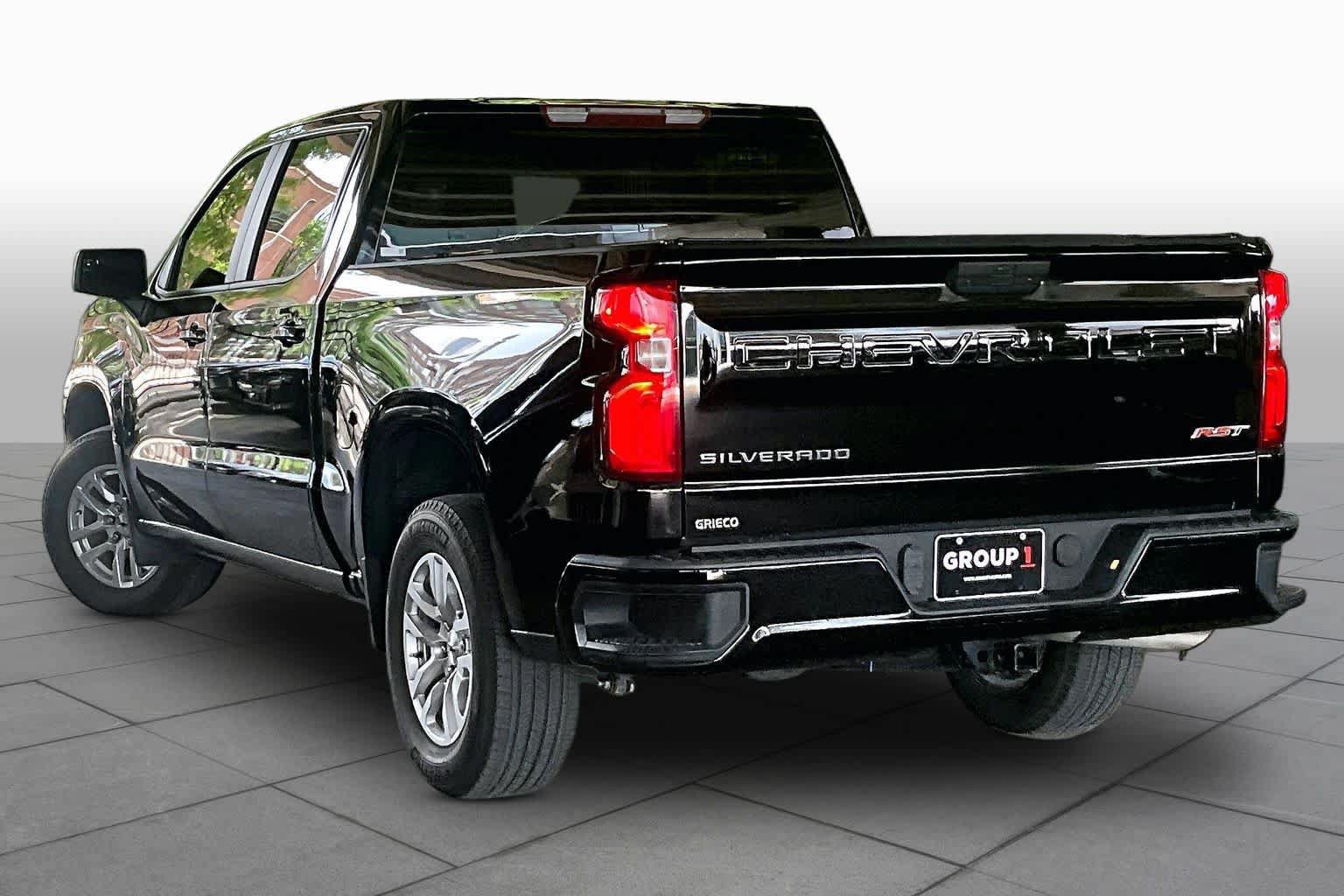 Used 2022 Chevrolet Silverado 1500 RST RWD image 11