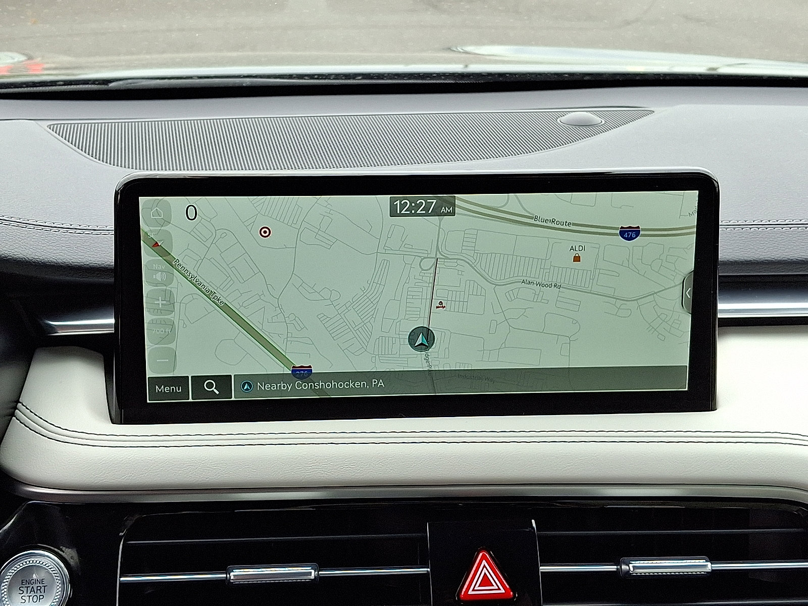 Used 2025 Genesis G70 2.5T image 16