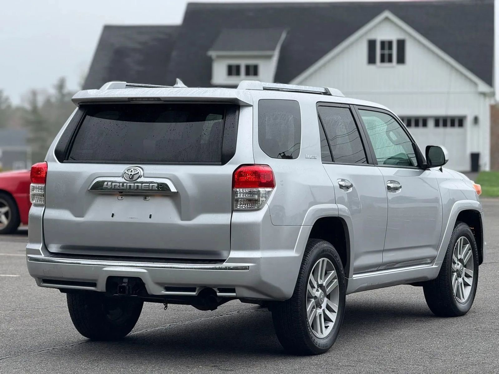 Used 2010 Toyota 4Runner Limited AWD/4WD image 6