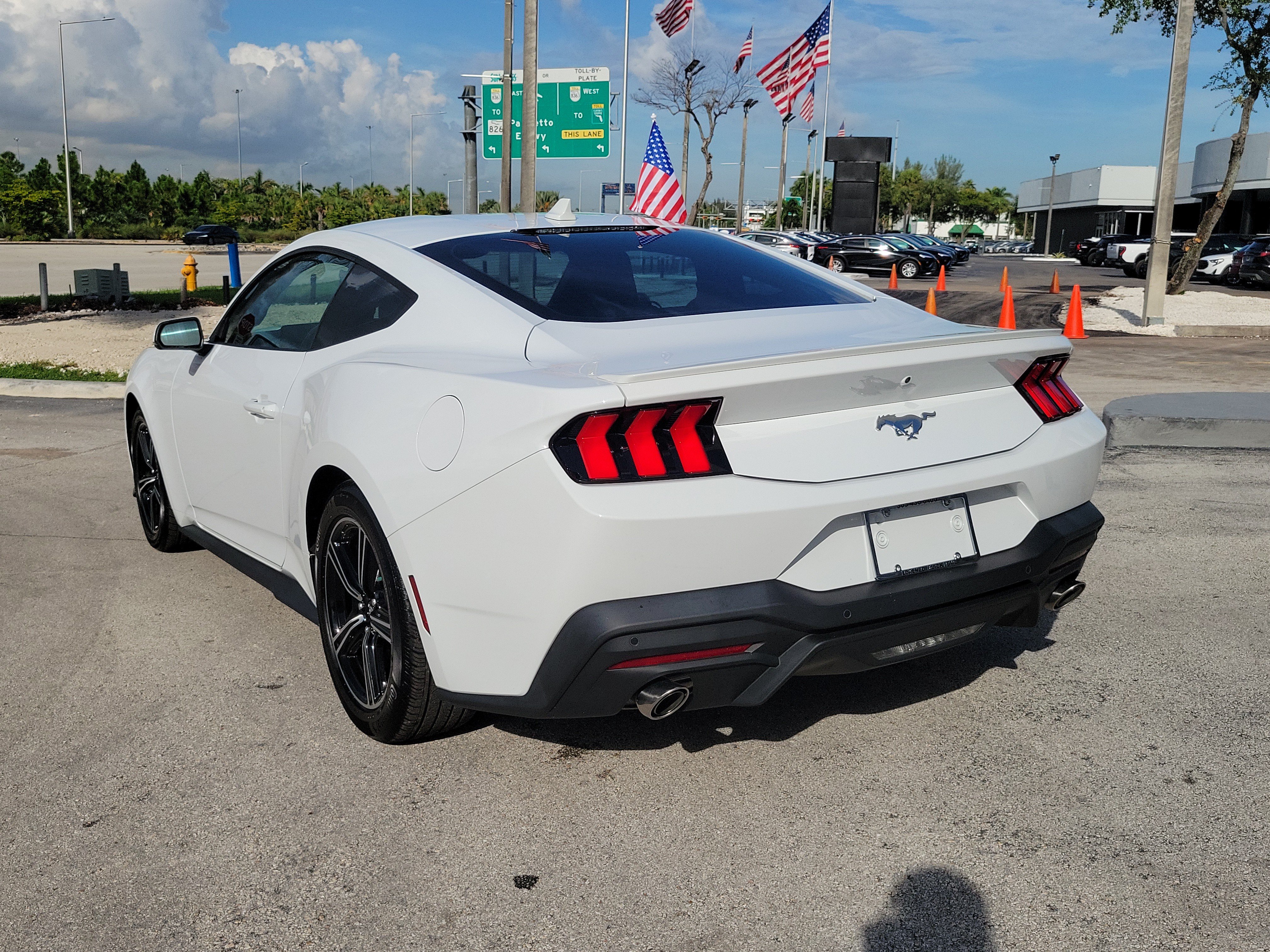 Used 2024 Ford Mustang Premium RWD image 7