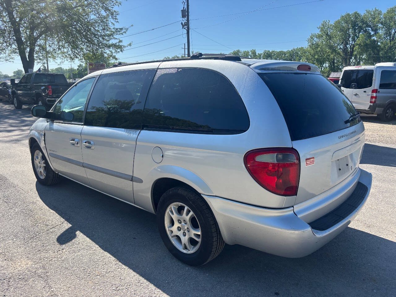 Used 2001 Dodge Grand Caravan Sport FWD image 7