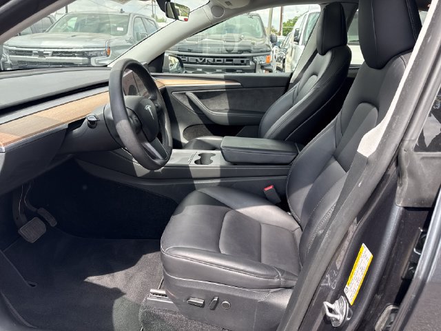 Used 2023 Tesla Model Y Long Range AWD/4WD image 9