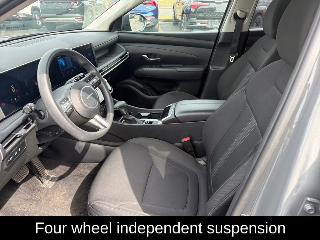 Used 2025 Hyundai Tucson SEL image 13