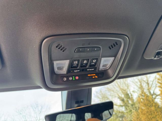 Used 2023 Chevrolet Traverse RS w/ LPO, Floor Liner Package image 32