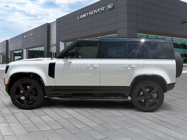 New 2026 Land Rover Defender 110 X-Dynamic SE AWD/4WD image 2