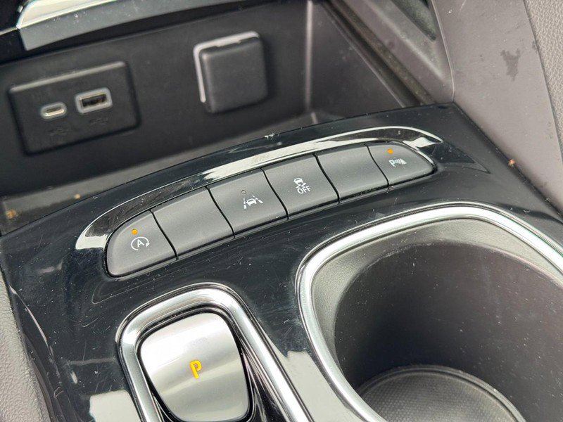 Used 2022 Buick Envision Essence w/ Safety Package image 23