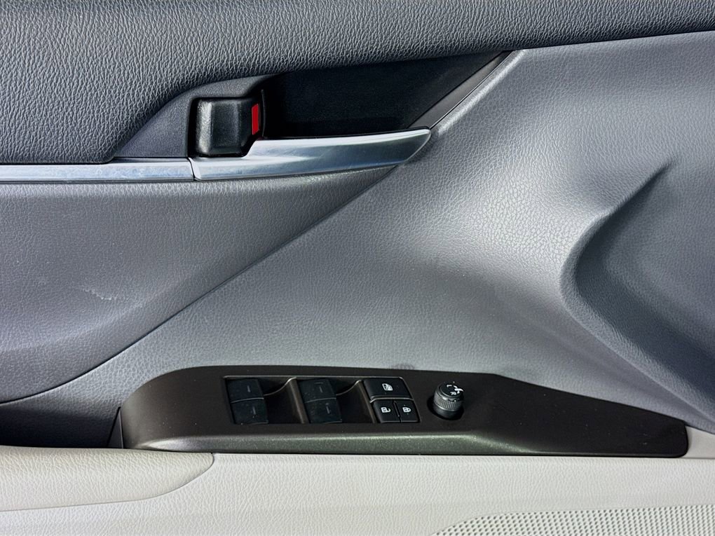 Used 2024 Toyota Camry SE w/ Cold Weather Package image 20