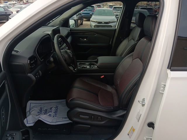 New 2025 Honda Pilot Black Edition image 27