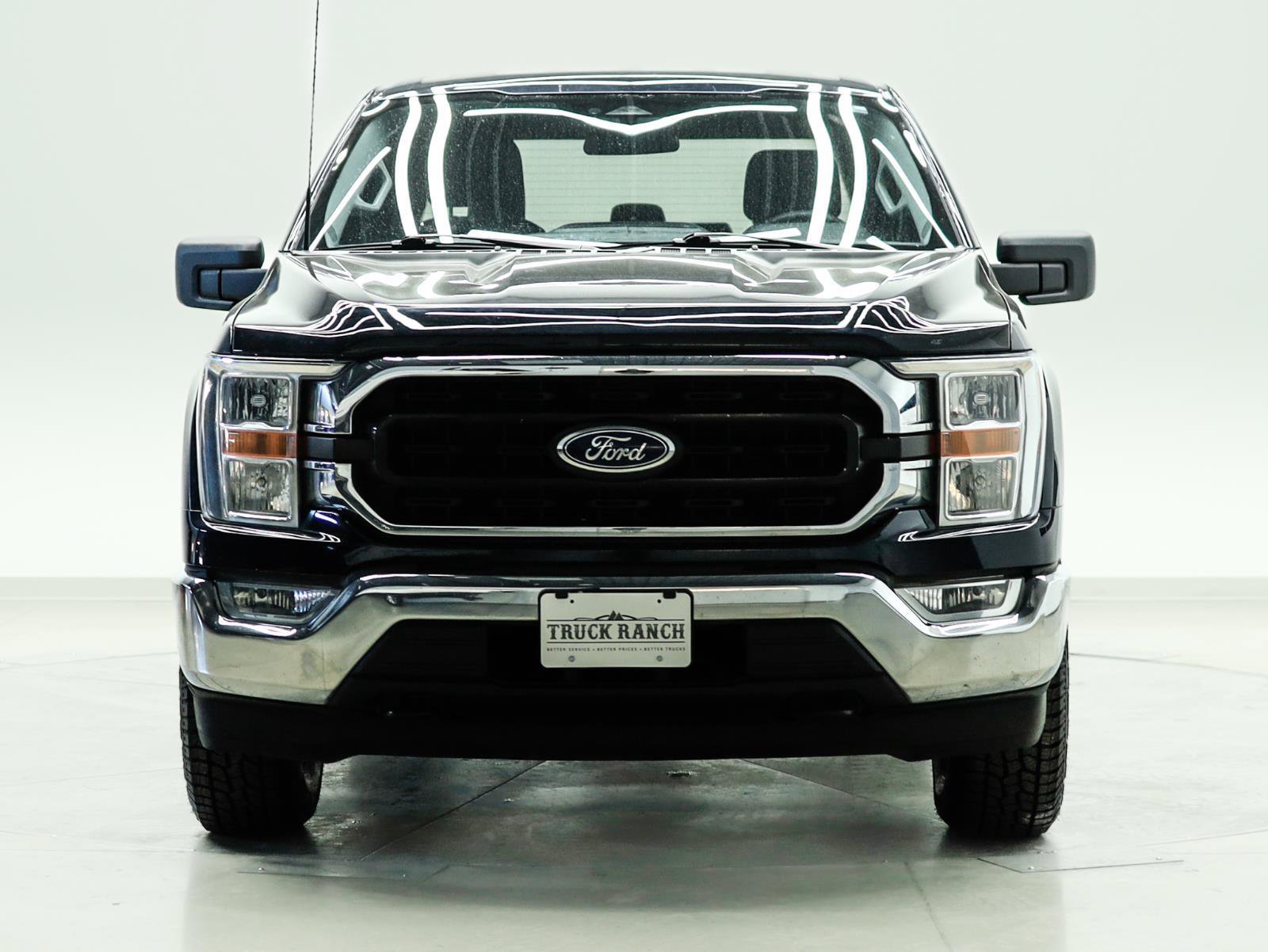 Used 2022 Ford F150 XLT w/ Trailer Tow Package image 2