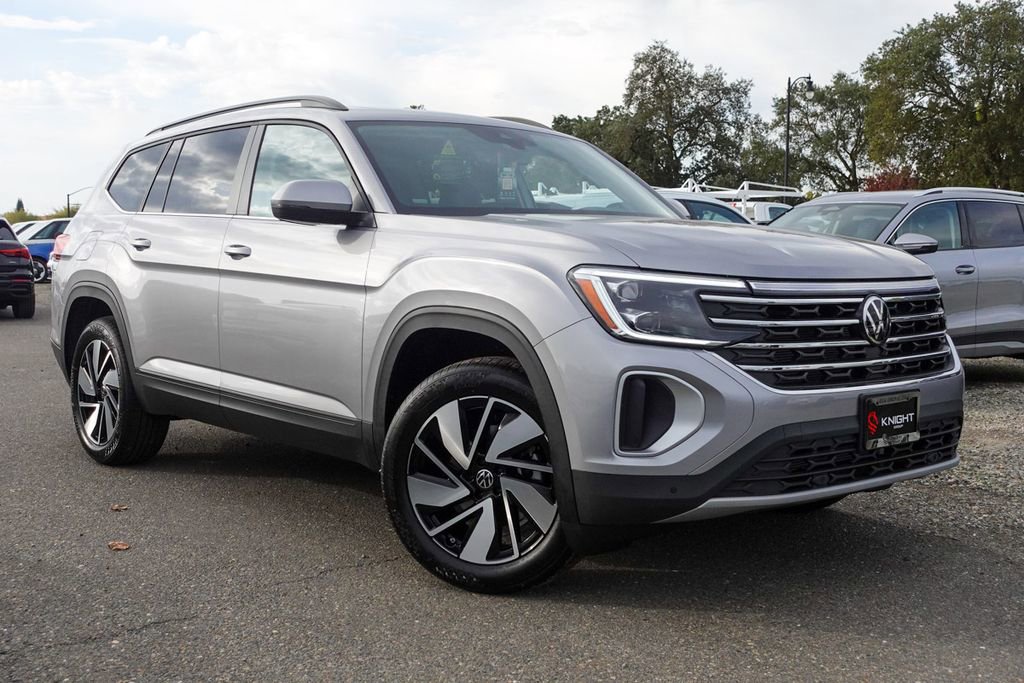 New 2026 Volkswagen Atlas SE image 3