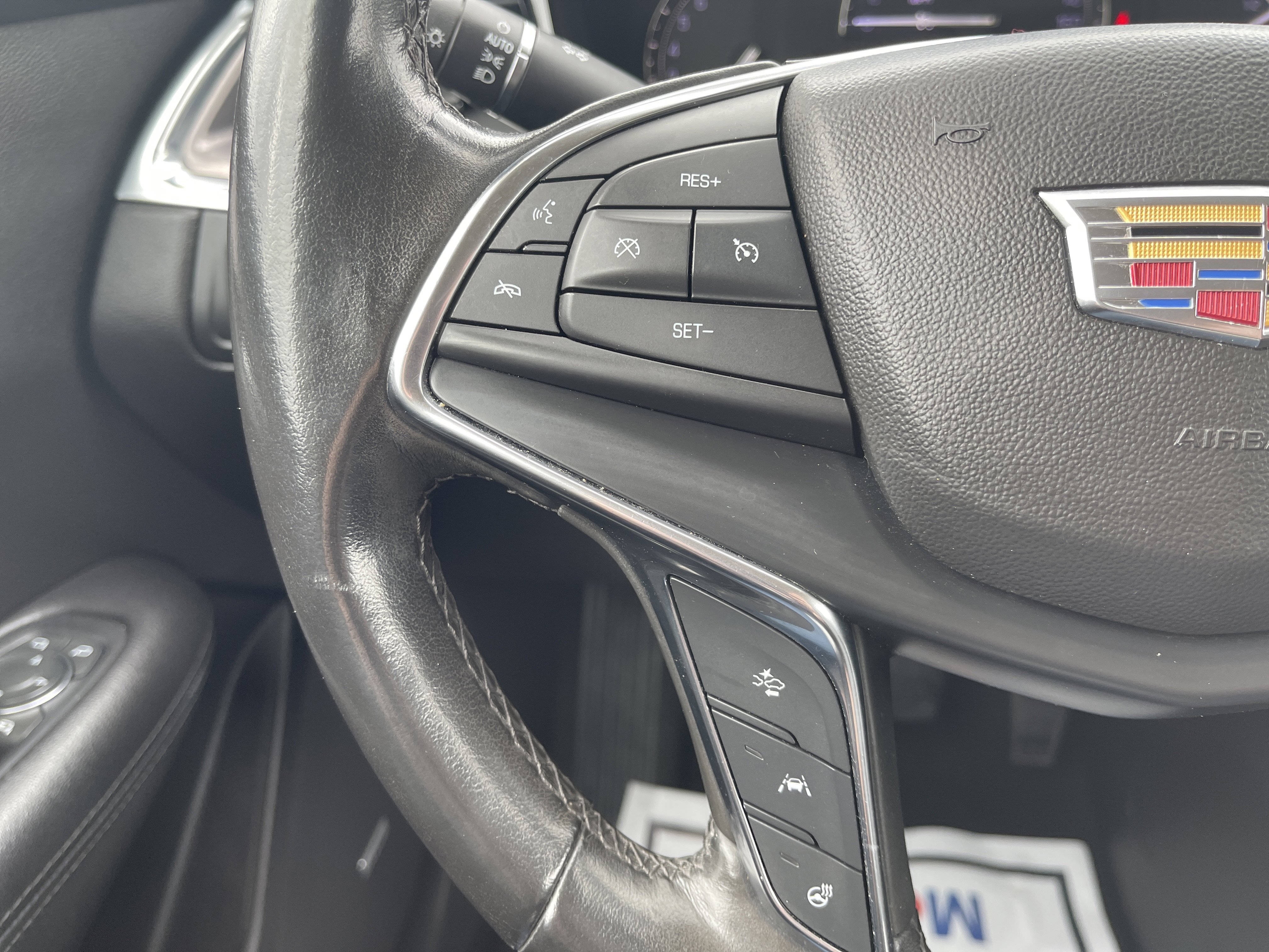 Used 2019 Cadillac XT5 Luxury image 17