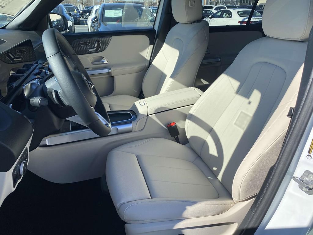 Certified 2025 Mercedes-Benz GLB 250 image 19
