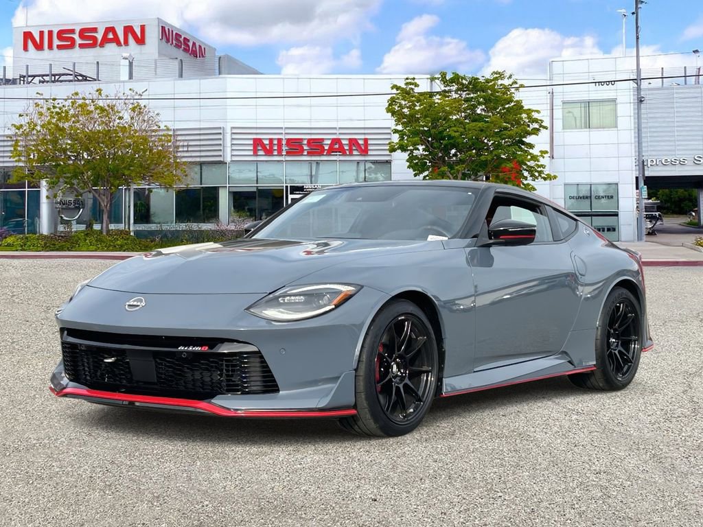 New 2024 Nissan Z NISMO w/ Floor Mat Package