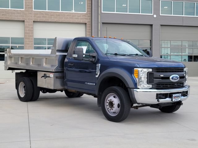 Used 2017 Ford F550 Luxury RWD image 2