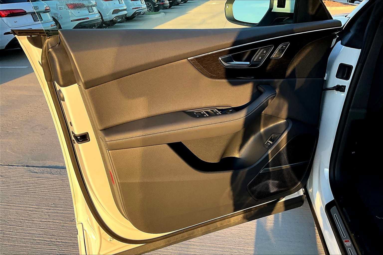 New 2026 Audi Q8 Premium Plus AWD/4WD image 10