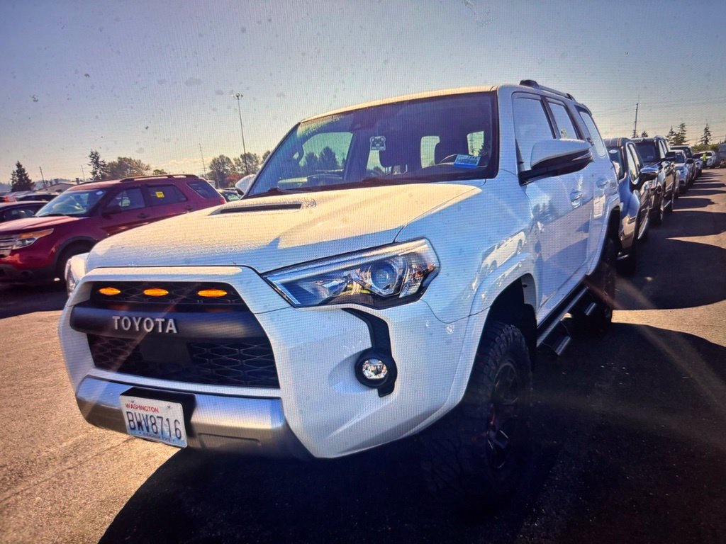Used 2021 Toyota 4Runner TRD Off-Road Premium w/ Moonroof Package AWD/4WD image 5