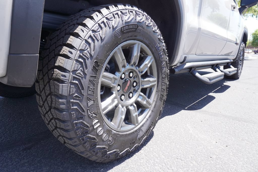 New 2026 GMC Sierra 1500 AT4X AWD/4WD image 9
