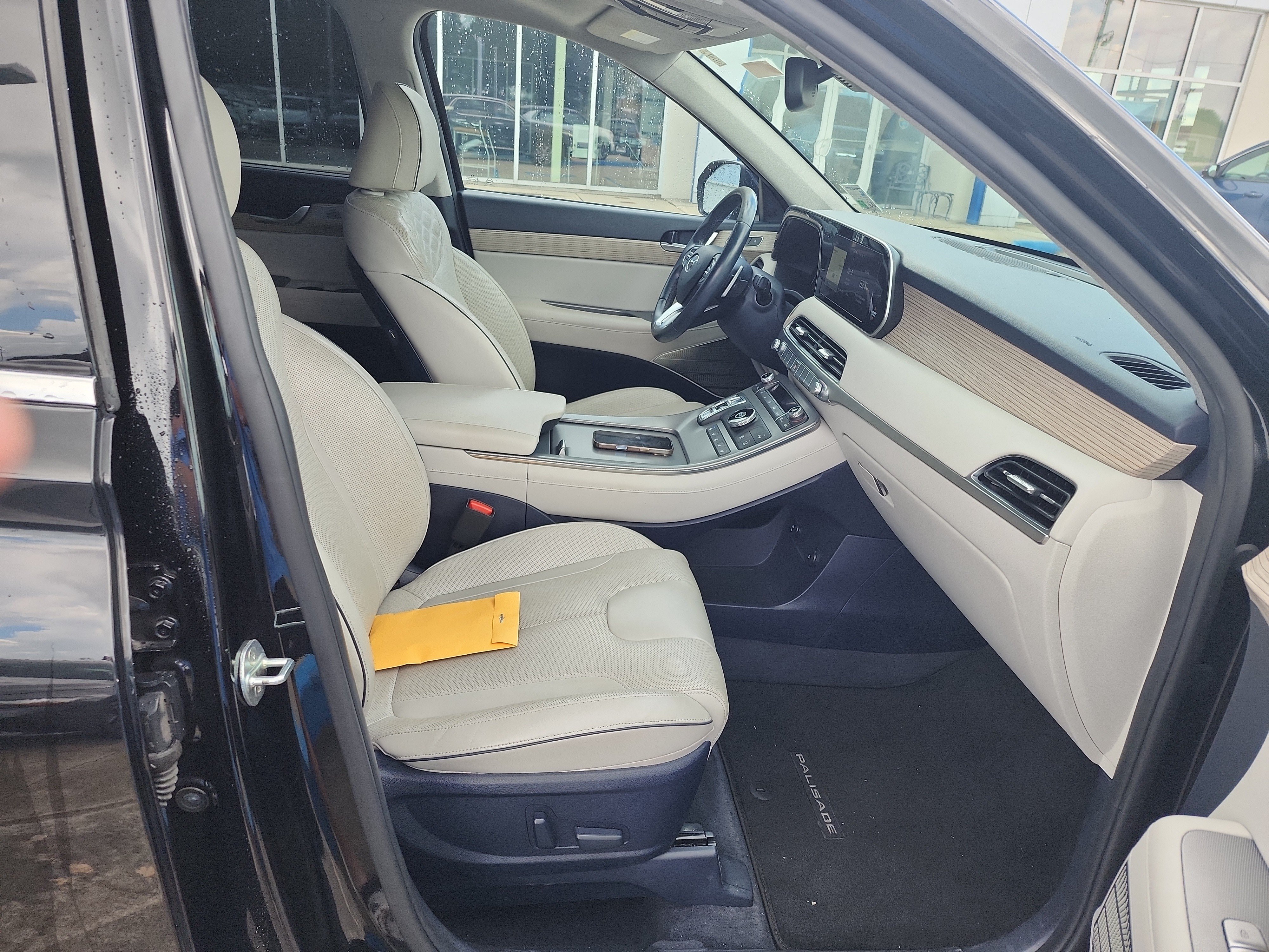 Used 2021 Hyundai Palisade Limited FWD image 12