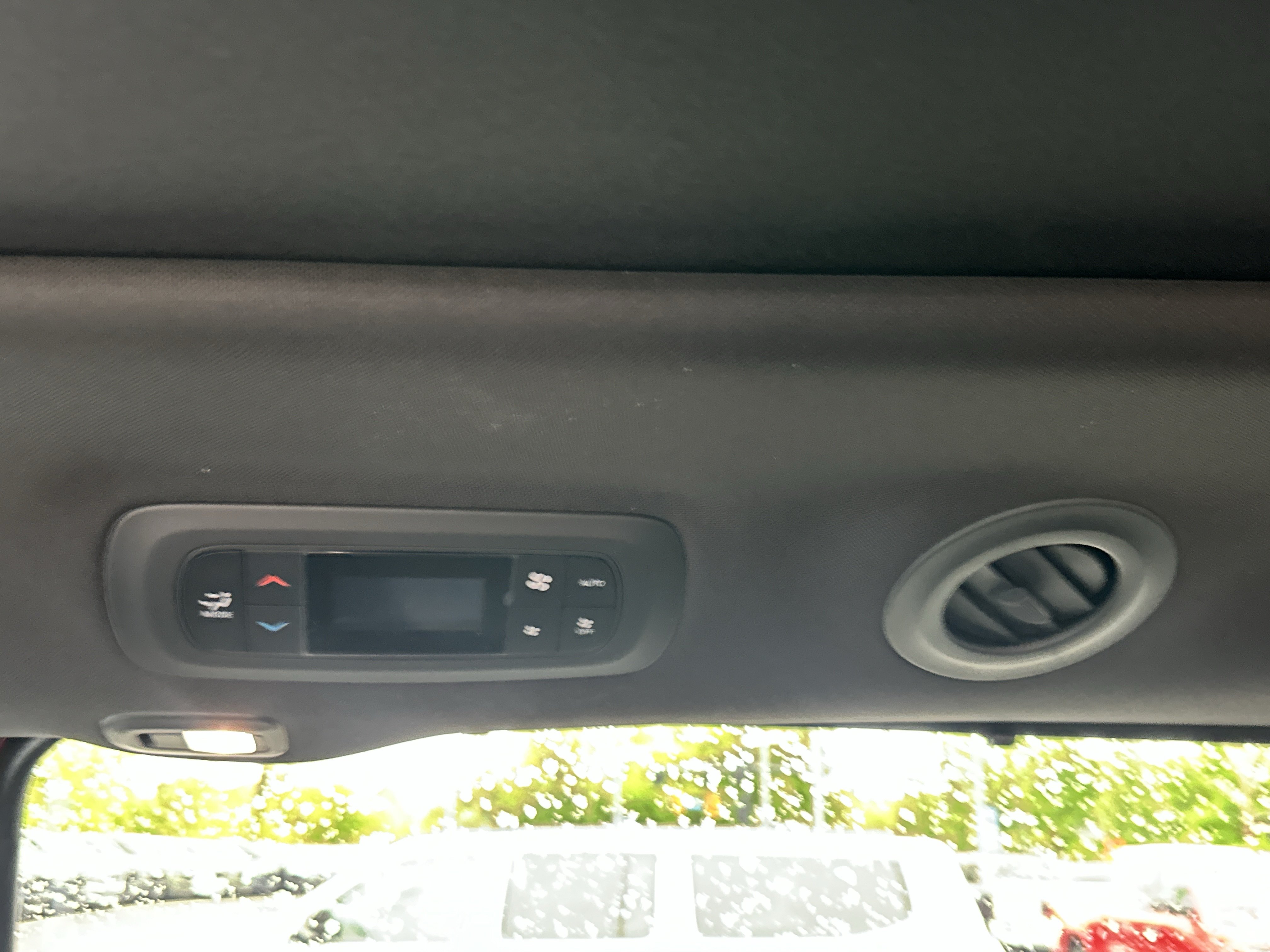 New 2027 Chrysler Pacifica Select w/ Family Tech Group FWD image 32