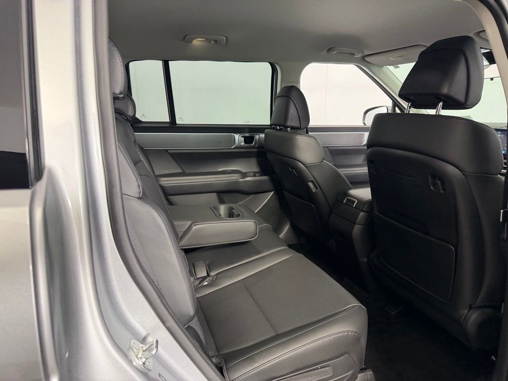 Used 2025 Hyundai Santa Fe SEL image 28