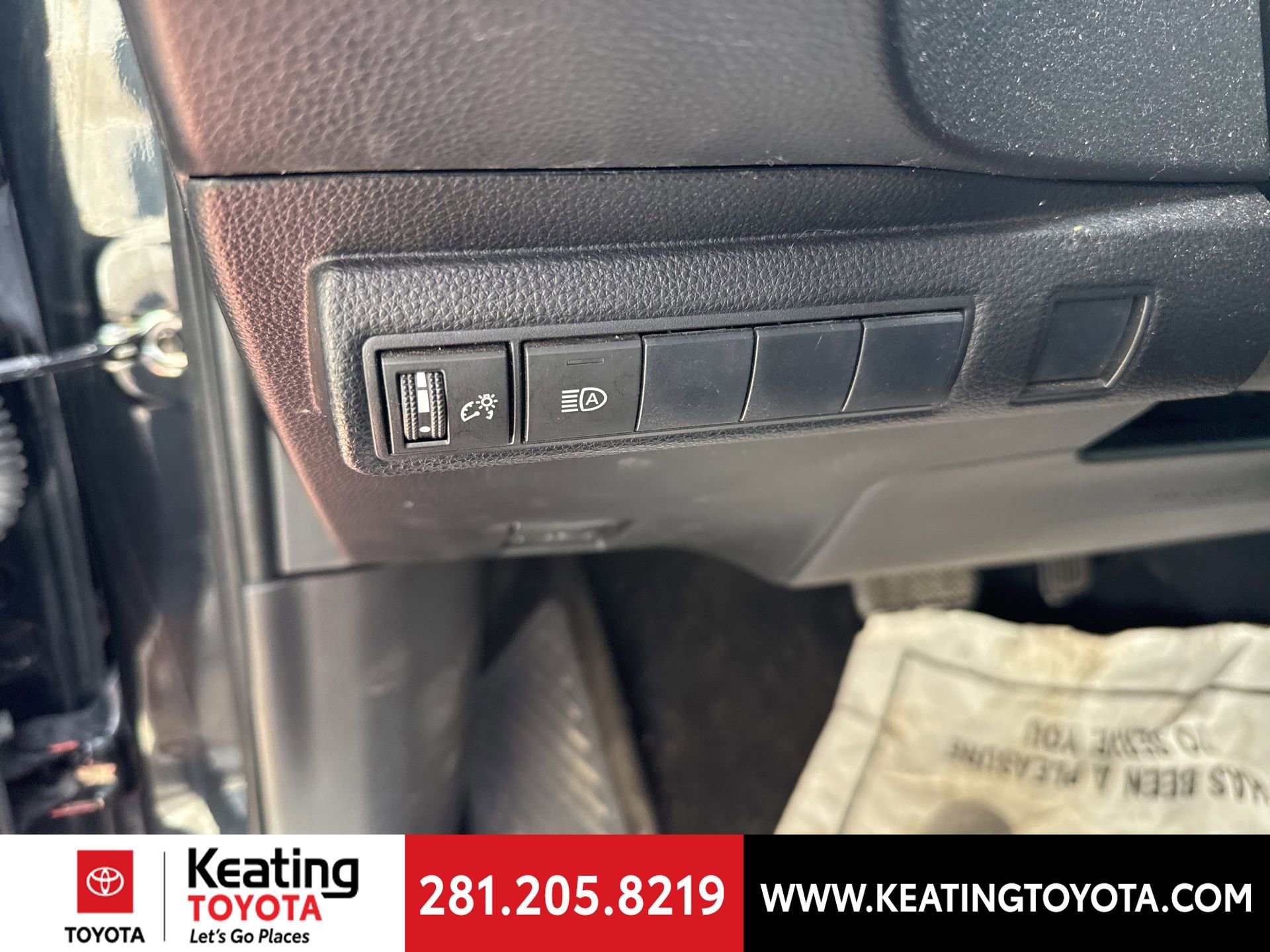 Used 2021 Toyota Corolla SE image 12