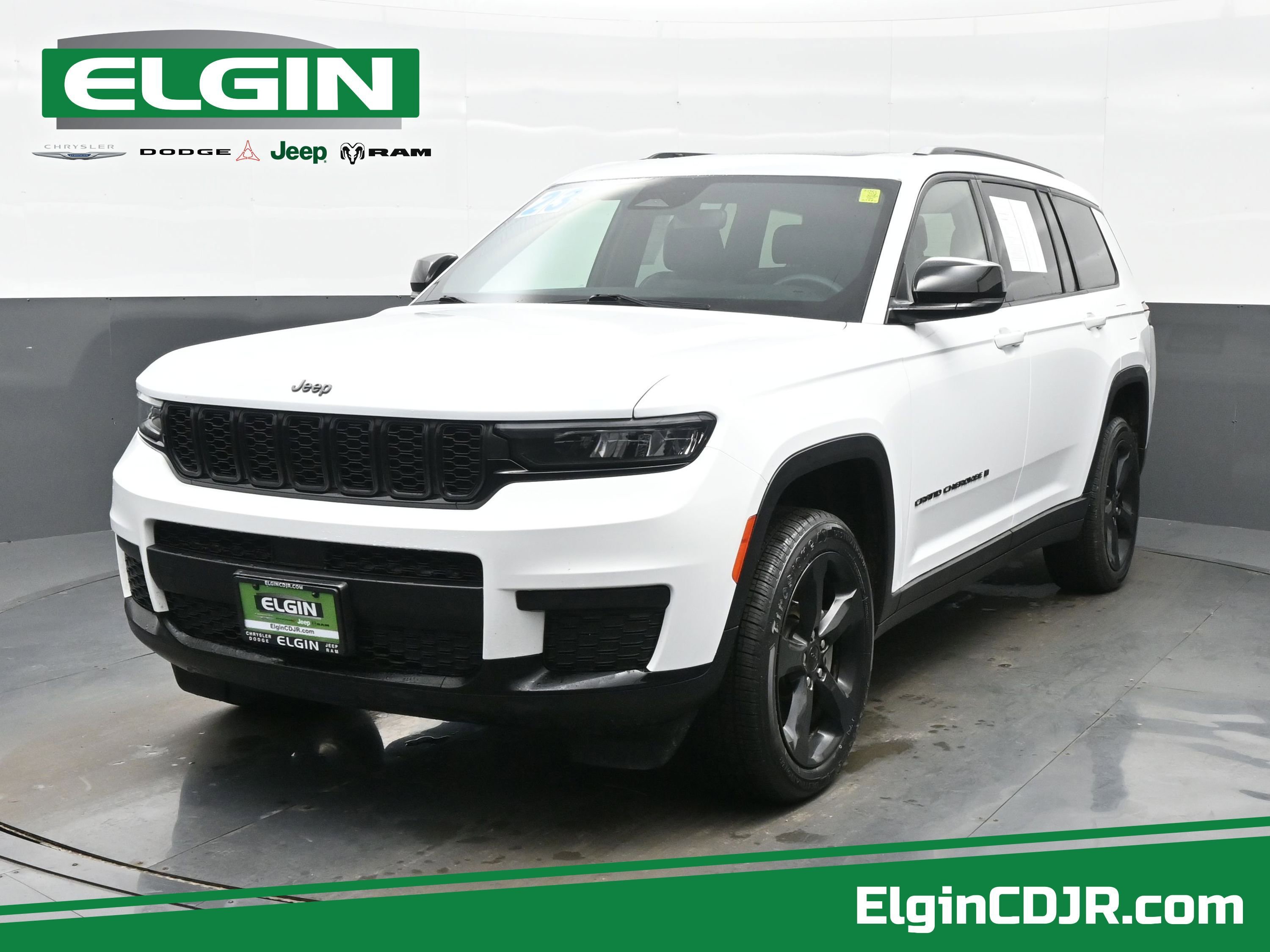 Used 2023 Jeep Grand Cherokee L Laredo image 1