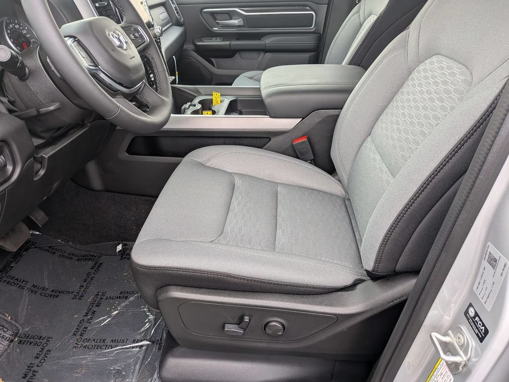 New 2026 RAM 1500 Big Horn AWD/4WD image 12