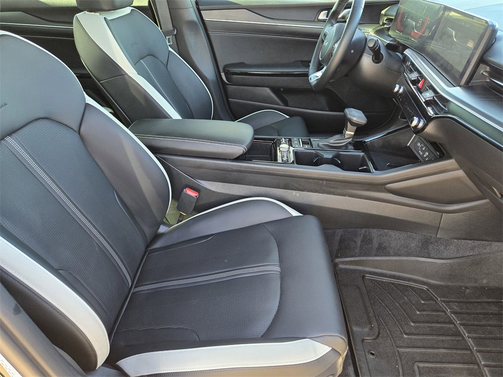 Certified 2025 Kia K5 GT-Line w/ GT-Line Premium Package image 13